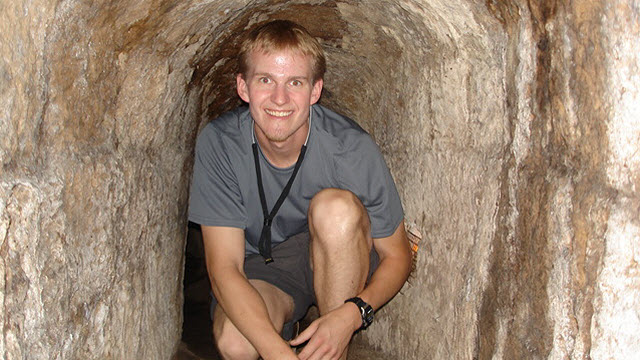 A typical crawl 50 meters in CuChi tunnels system
