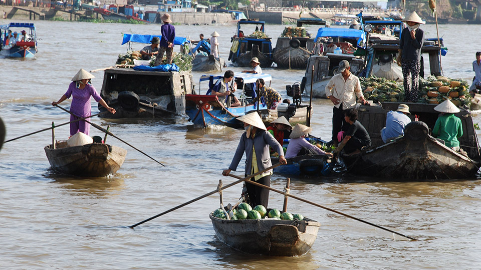 CaiRang floating market in CanTho - mekong river cruise Vietrnam