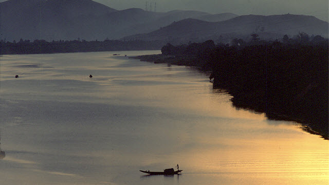 Hue Vietnam - perfume river