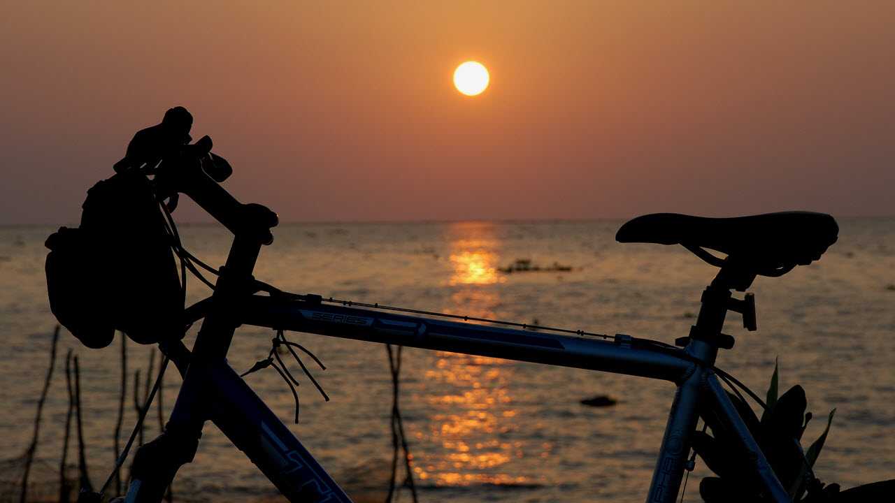 Bike and cruise - Mekong delta cycling tour 4 days